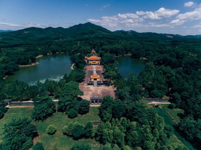 Bộ[-]ảnh[-]flycam[-]​”Từ[-]Bắc[-]vô[-]Nam[-]nối[-]liền[-]nắm[-]tay”