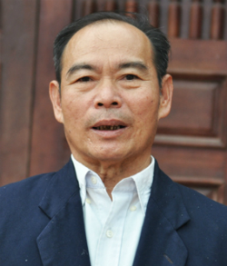 Làng[-]Ném[-]Thượng[-]muốn[-]giữ[-]tục[-]chém[-]lợn