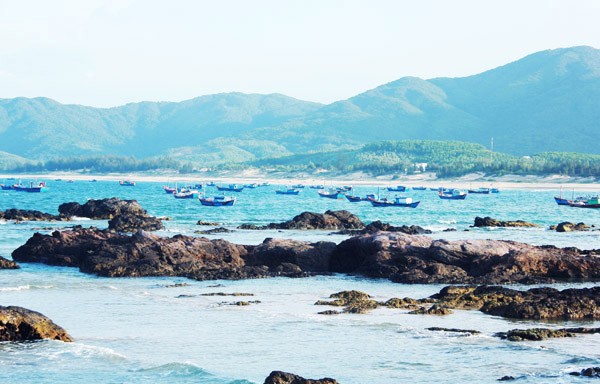 Bình[-]Định:[-]Vẻ[-]đẹp[-]nguyên[-]sơ[-]gành[-]đá[-]Lộ[-]Diêu