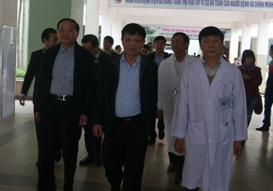 Nguyên[-]chủ[-]tịch[-]Nguyễn[-]Minh[-]Triết[-]đến[-]thăm[-]ông[-]Nguyễn[-]Bá[-]Thanh