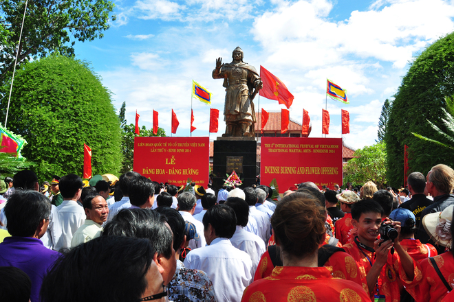 Bình[-]Định:[-]Đền[-]thờ[-]Tây[-]Sơn[-]Tam[-]Kiệt[-]thành[-]di[-]tích[-]quốc[-]gia[-]đặc[-]biệt