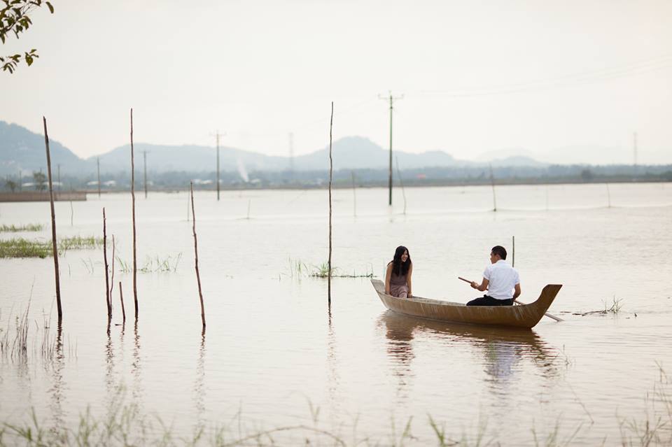 Ấn[-]tượng[-]bộ[-]ảnh[-]cưới[-]"Quê[-]em[-]mùa[-]nước[-]lũ"[-]đẹp[-]mê[-]hồn