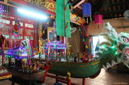 [-]Dinh[-]Vạn[-]Thủy[-]Tú:[-]Bảo[-]tàng[-]xương[-]cá[-]voi[-]lớn[-]nhất[-]Đông[-]Nam[-]Á[-]