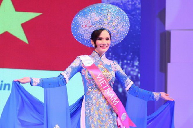 Phạt[-]người[-]mẫu[-]Diệu[-]Linh[-]vì[-]thi[-]hoa[-]hậu[-]chui