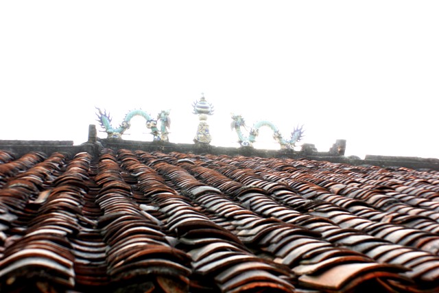 TP.HCM:[-]Hàng[-]chục[-]hộ[-]dân[-]cùng[-]ngôi[-]chùa[-]cổ[-]kêu[-]cứu[-]vì[-]ngập[-]nước