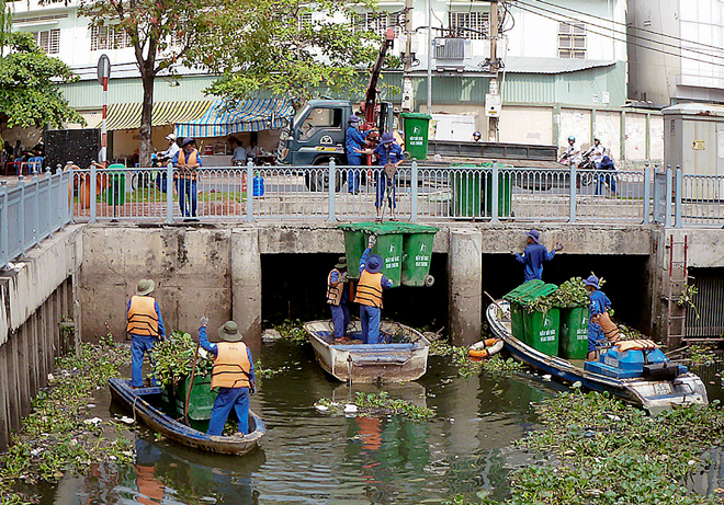 TP.HCM:[-]Kênh[-]Nhiêu[-]Lộc[-]lại[-]có[-]nguy[-]cơ[-]ô[-]nhiễm