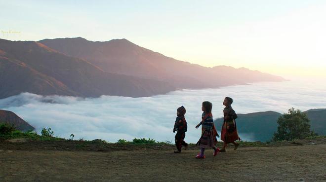 Khám[-]phá[-]vẻ[-]đẹp[-]trên[-]đại[-]dương[-]mây[-]Tà[-]Xùa