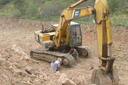 Vụ[-]kho[-]báu[-]4.000[-]tấn[-]vàng[-]ở[-]Bình[-]Thuận:[-]20[-]năm[-]mù[-]mờ[-]tìm[-]“kho[-]báu”