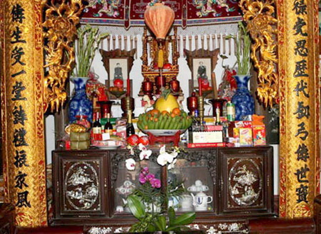 Bí[-]ẩn[-]bàn[-]thờ[-]tổ[-]tiên[-]ngày[-]tết[-]của[-]người[-]Sài[-]Gòn