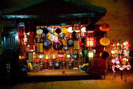 Hội[-]An[-]là[-]thành[-]phố[-]được[-]yêu[-]thích[-]nhất[-]trên[-]báo[-]Anh