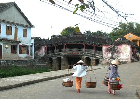 Hội[-]An[-]là[-]thành[-]phố[-]được[-]yêu[-]thích[-]nhất[-]trên[-]báo[-]Anh