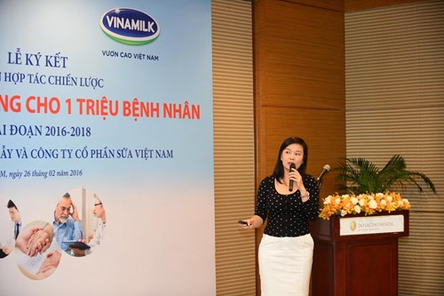 Vinamilk[-]hợp[-]tác[-]với[-]Bệnh[-]viện[-]Chợ[-]Rẫy[-]"Tư[-]vấn[-]Dinh[-]dưỡng[-]cho[-]1[-]triệu[-]bệnh[-]nhân"