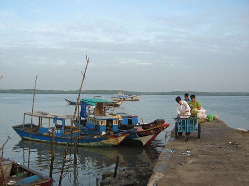 Đòi[-]bồi[-]thường[-]ô[-]nhiễm:[-]Má[-]sưng[-]vẫn[-]chưa[-]được[-]vạ!