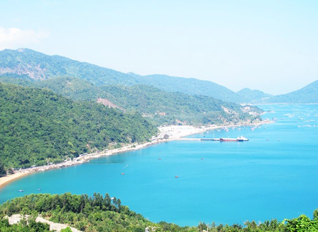 [-]Du[-]xuân[-]khám[-]phá[-]cung[-]đường[-]biển[-]Việt[-]bằng[-]xe[-]máy