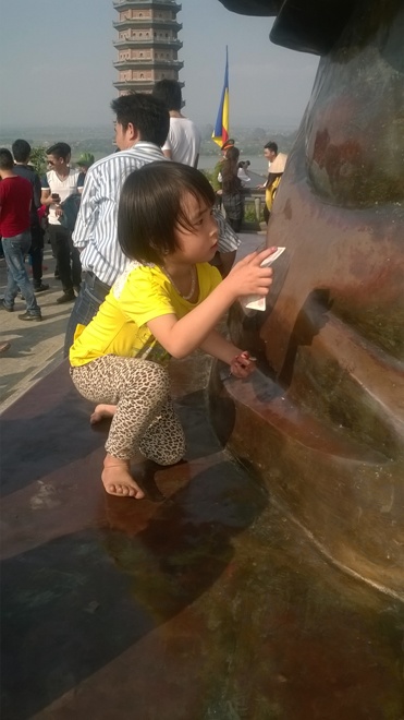 [-]"Mặt[-]xấu"[-]của[-]những[-]chuyến[-]du[-]xuân