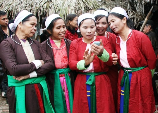 Thanh[-]Hóa:[-]Độc[-]đáo[-]tục[-]“ngủ[-]mái”[-]của[-]người[-]Thổ[-]ở[-]xứ[-]Thanh