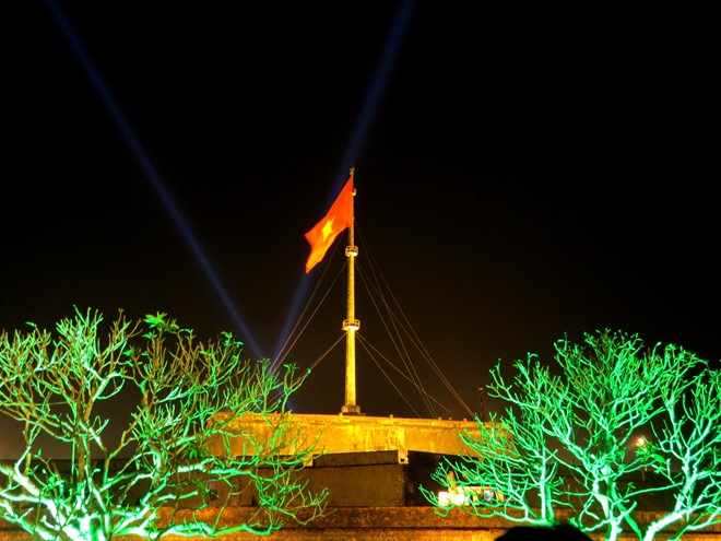 [-]Mãn[-]nhãn[-]những[-]màn[-]pháo[-]hoa[-]rực[-]rỡ[-]đêm[-]Giao[-]thừa[-]Ất[-]Mùi[-]2015