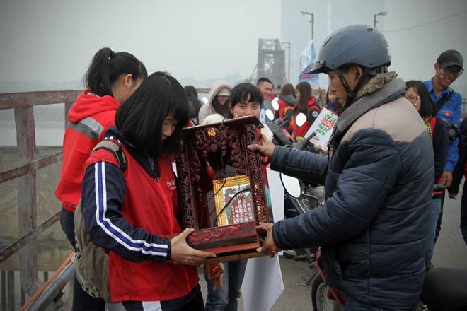 [-]Phóng[-]sinh[-]đừng[-]phóng[-]“rác“