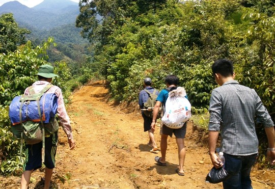 [-]Sập[-]hầm[-]đào[-]đá[-]xanh[-]trái[-]phép[-]chôn[-]vùi[-]3[-]thanh[-]niên