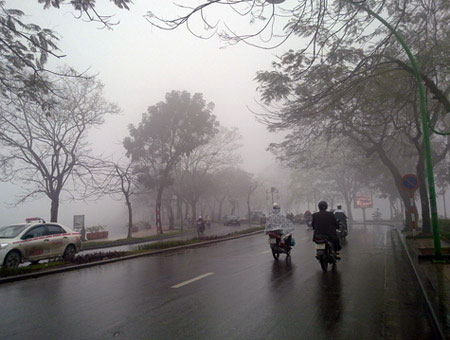 Miền[-]Bắc[-]mưa[-]rét,[-]vùng[-]núi[-]có[-]nơi[-]dưới[-]11[-]độ[-]C[-]