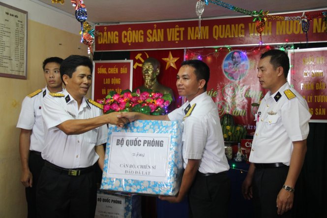 ​Tết[-]ở[-]Trường[-]Sa