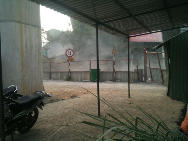 Bụi[-]như[-]sương[-]mù