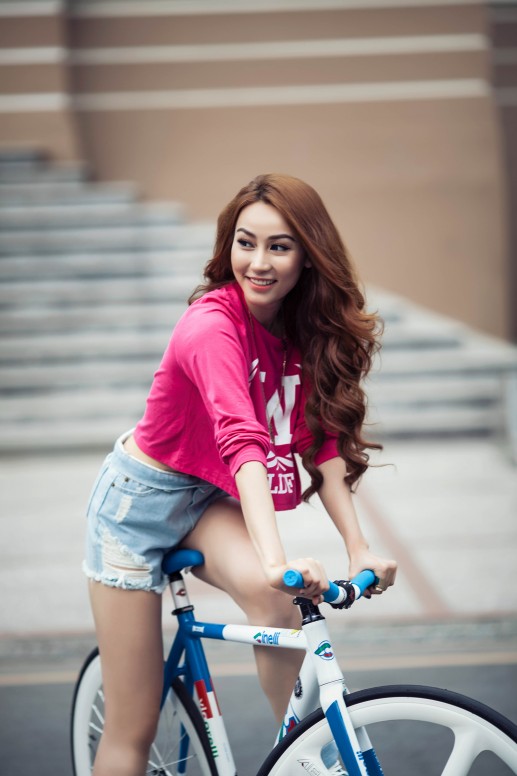 Hưởng ứng đề án "Đi xe đạp vì môi trường":Ngân Khánh 5