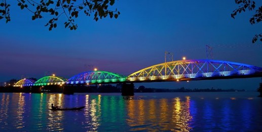 Ảnh độc cầu Ghềnh - cây cầu 112 tuổi 