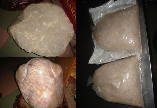 Những[-]viên[-]đá[-]được[-]gia[-]đình[-]anh[-]Vũ[-]mang[-]sang[-]gửi[-]hàng[-]xóm.