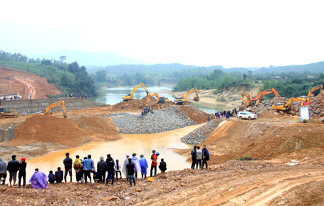 [-]Cấp[-]phép[-]70[-]năm[-]cho[-]Formosa:[-]Mời[-]Chánh[-]thanh[-]tra[-]tỉnh[-]Hà[-]Tĩnh[-]làm[-]việc