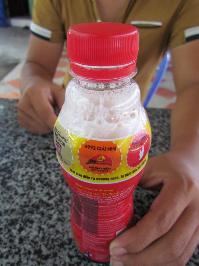 Hội[-]Bảo[-]vệ[-]người[-]tiêu[-]dùng[-]vào[-]cuộc[-]vụ[-]phát[-]hiện[-]dị[-]vật[-]trong[-]7[-]chai[-]nước[-]DR[-]Thanh