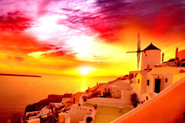 Hoàng[-]hôn[-]trên[-]đảo[-]Santorini[-]được[-]đánh[-]giá[-]là[-]một[-]trong[-]những[-]cảnh[-]tượng[-]huy[-]hoàng[-]nhất[-]thế[-]giới.