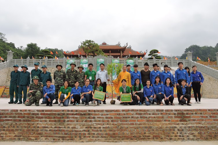 Chương[-]trình[-]“Trồng[-]1000[-]cây[-]hoa[-]ngọc[-]lan”[-]đến[-]với[-]chùa[-]Tân[-]Thanh,[-]Lạng[-]Sơn[-]