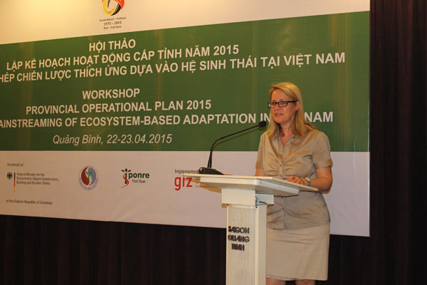 [-]Lồng[-]ghép[-]chiến[-]lược[-]thích[-]ứng[-]dựa[-]vào[-]hệ[-]sinh[-]thái[-]tại[-]Hà[-]Tĩnh,[-]Quảng[-]Bình[-]