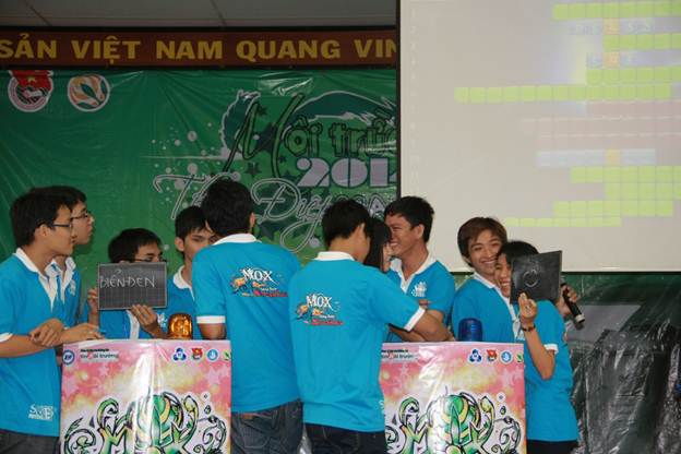[-]Vòng[-]thi[-]Bán[-]kêt[-]sân[-]khấu[-]của[-]cuộc[-]thi[-]Môi[-]Trường[-]Xanh[-]2014
