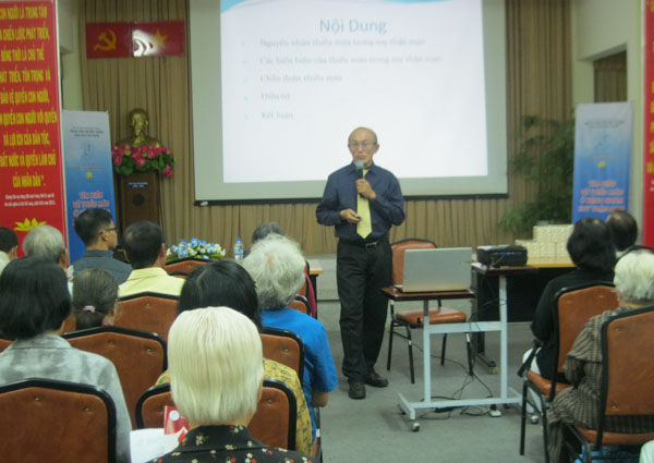 Việt[-]Nam[-]có[-]khoảng[-]6[-]triệu[-]người[-]dân[-]mắc[-]bệnh[-]thận[-]mạn