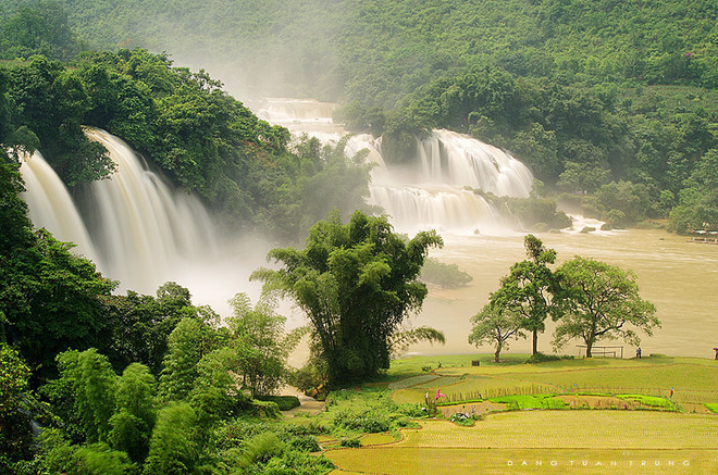 [-]Chiêm[-]ngưỡng[-]cảnh[-]non[-]nước[-]hữu[-]tình[-]của[-]Bắc[-]bộ[-]Việt[-]Nam