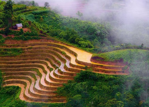 Du ngoạn Tây Bắc mùa đổ nước