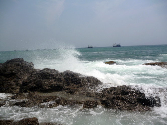 Ghềnh[-]đá[-]Hoài[-]Hải,[-]vẻ[-]đẹp[-]hoang[-]sơ[-]hút[-]hồn[-]du[-]khách