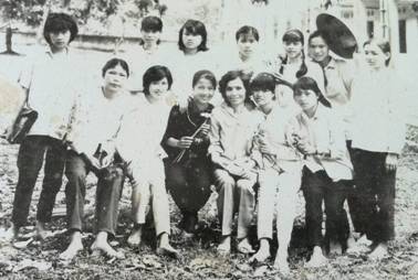 Hoài[-]niệm[-]thuở[-]học[-]trò