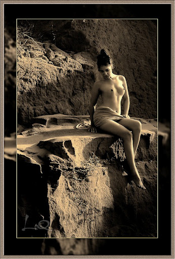 ảnh[-]nude[-]nghệ[-]thuật