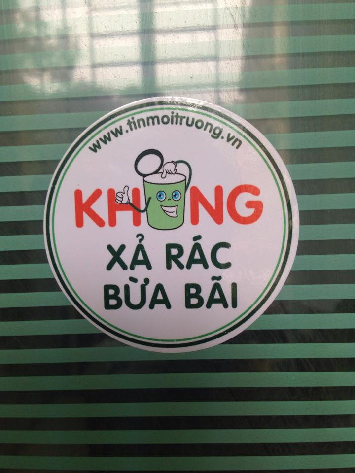 10.000[-]sticker[-]“Không[-]xả[-]rác[-]bừa[-]bãi”[-]đã[-]đến[-]với[-]cộng[-]đồng