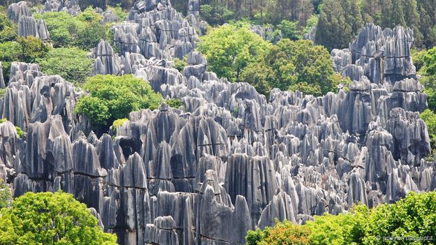 [-]Vịnh[-]Hạ[-]Long[-]vào[-]top[-]cảnh[-]quan[-]và[-]núi[-]đá[-]đáng[-]kinh[-]ngạc[-]trên[-]thế[-]giới