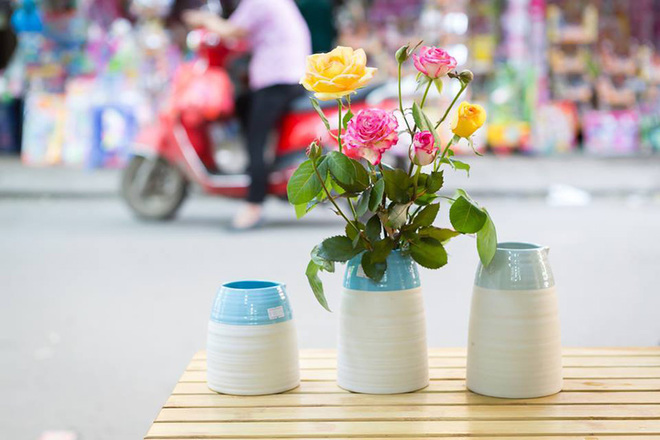 [-]Những[-]bình[-]hoa[-]đẹp[-]với[-]chi[-]phí[-]rẻ