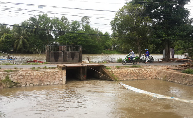 Kiên[-]Giang:[-]Mưa[-]lớn[-]bổ[-]sung[-]nguồn[-]nước[-]cho[-]hệ[-]thống[-]kênh,[-]rạch