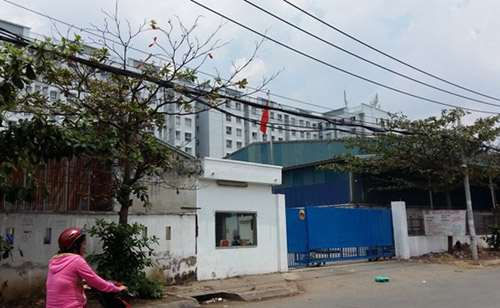 TP.HCM:[-]Nhiều[-]khu[-]dân[-]cư[-]khốn[-]khổ[-]vì[-]ô[-]nhiễm