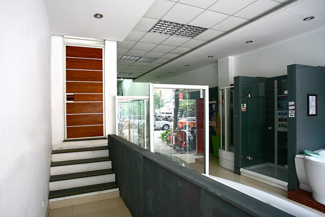 Ấn[-]tượng[-]nhà[-]cải[-]tạo[-]với[-]vườn[-]xanh[-]trên[-]mái