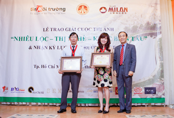 Cuộc[-]thi[-]ảnh[-]môi[-]trường[-]đầu[-]tiên[-]về[-]chủ[-]đề[-]"Kênh[-]Nhiêu[-]Lộc[-]-[-]Thị[-]Nghè[-]-[-]Khúc[-]biến[-]tấu"