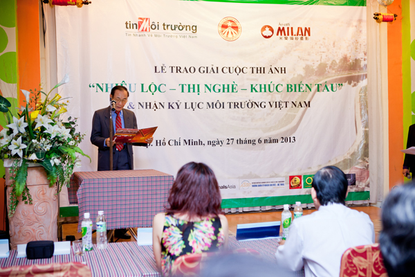 Cuộc[-]thi[-]ảnh[-]môi[-]trường[-]đầu[-]tiên[-]về[-]chủ[-]đề[-]"Kênh[-]Nhiêu[-]Lộc[-]-[-]Thị[-]Nghè[-]-[-]Khúc[-]biến[-]tấu"