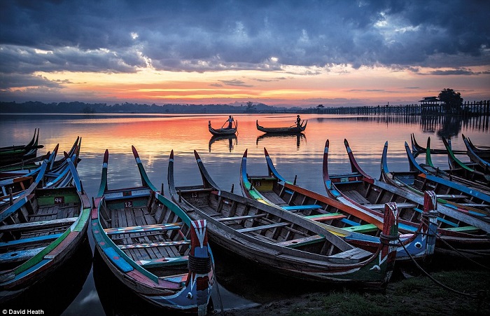Bộ[-]ảnh[-]Myanmar[-]yên[-]bình[-]và[-]cổ[-]kính[-]của[-]Nhiếp[-]ảnh[-]gia[-]David[-]Heath